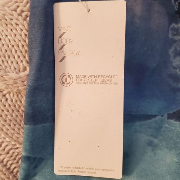 NEW! Zella "Renew" Ultra High Waist Print Leggings - size XS in Blue - Picture 12 of 13